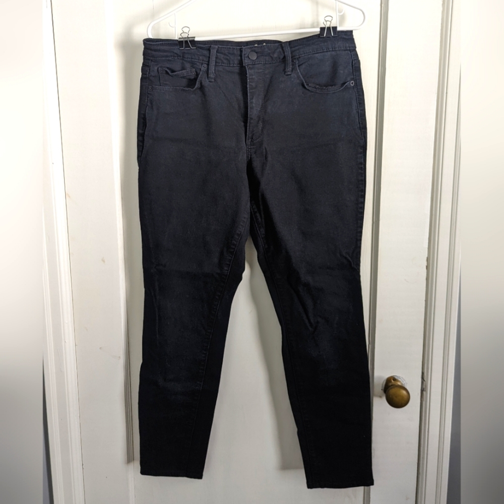 Universal Thread High Rise Black Skinny Jeans